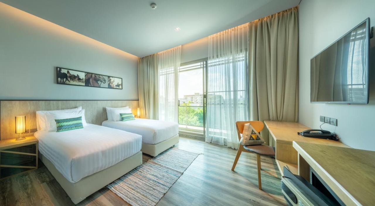 Aisana Korat Hotel
